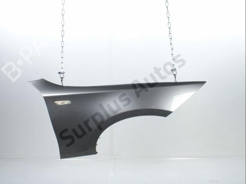 right-front-fenders-bmw-1-e87-2003-2004-2005-2006-2007-2008-2009-2010-2011-2012-2013-32279738 main image