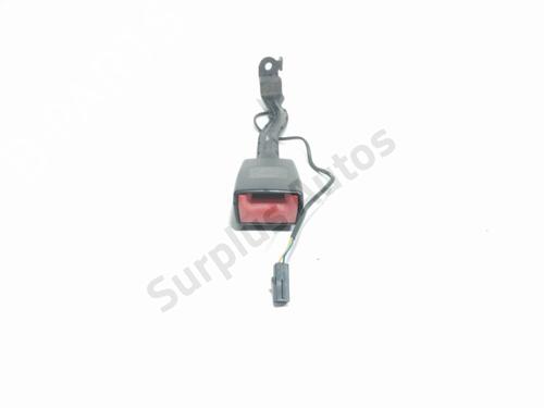 Used Seat buckle Seat buckle VW GOLF VI (5K1) 2.0 TDI (110 hp) 28233777 28233777