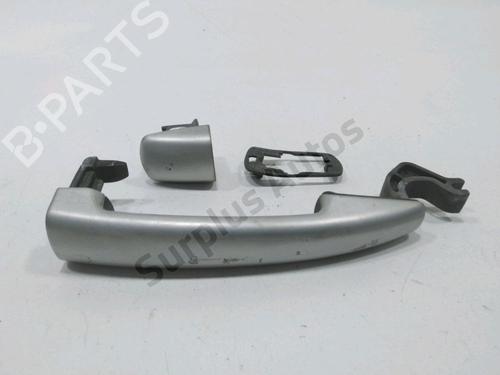 Used Front right exterior door handle Front right exterior door handle 38587603 38587603