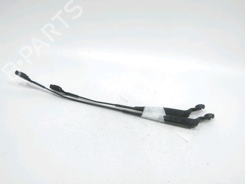 Used Front windshield wiper arm FIAT 500 (312_) 1.2 (312AXA1A) (69 hp) 31007830
