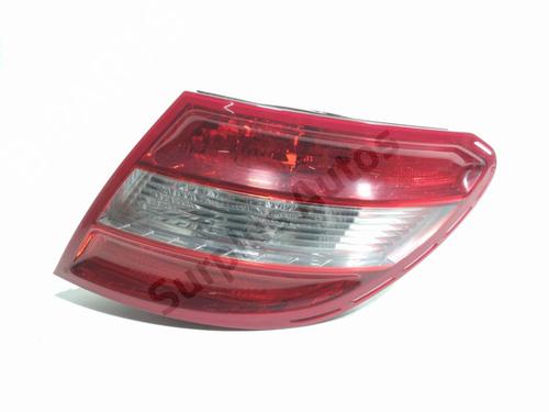 Used Right taillight Right taillight MERCEDES-BENZ C-CLASS (W204) C 200 CDI (204.001) (136 hp) 33750529 33750529