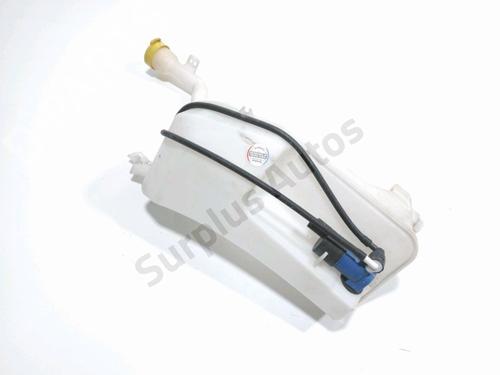Used Windscreen washer tank Windscreen washer tank RENAULT CLIO IV Grandtour (KH_) 1.5 dCi 90 (KHN3, KHN4) (90 hp) 40252443 40252443