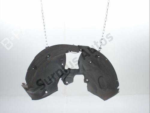 Used Wheel arch RENAULT MEGANE III Hatchback (BZ0/1_, B3_) 1.5 dCi (106 hp) 28595545