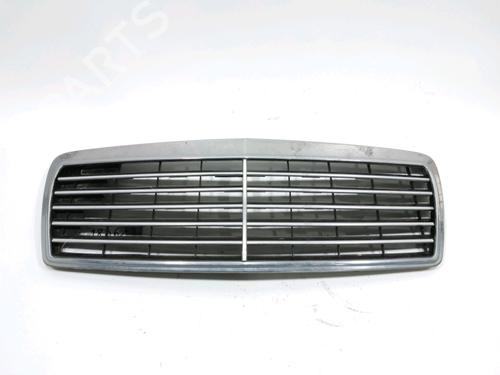 Used Grille MERCEDES-BENZ E-CLASS (W210) E 300 Turbo-D (210.025) (177 hp) 30992991
