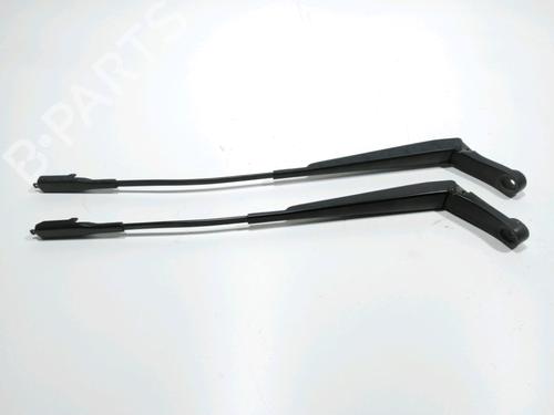 Used Front windshield wiper arm OPEL ZAFIRA / ZAFIRA FAMILY B (A05) 1.7 CDTI (M75) (125 hp) 28271760