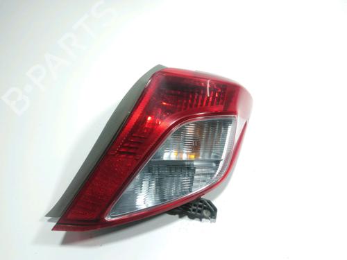 Used Right taillight TOYOTA YARIS (_P13_) 1.0 (KSP130_, KSP130) (69 hp) 28268628