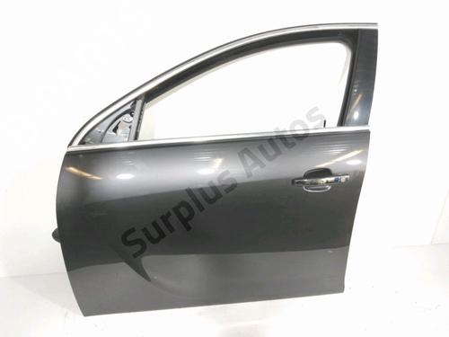 Used Left front door Left front door 37775649 37775649