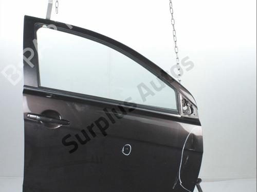 Used Right front door Right front door 38231026 38231026