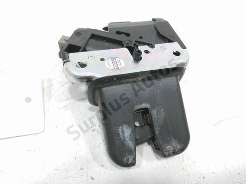 Used Tailgate lock AUDI A4 B8 (8K2) 2.0 TDI (177 hp) 31001683