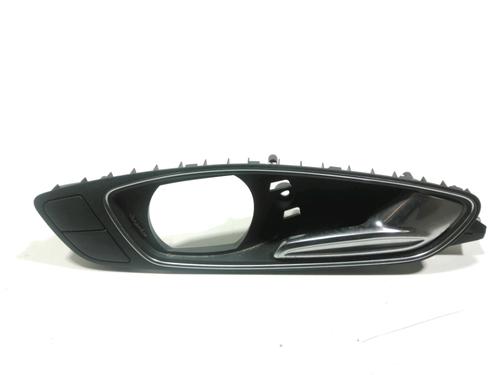 Used Front right interior door handle AUDI A1 Sportback (8XA, 8XF) 1.6 TDI (90 hp) 28242678