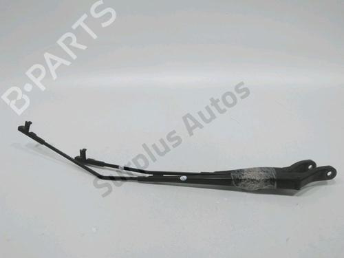 Used Front windshield wiper arm PEUGEOT 207 (WA_, WC_) 1.6 HDi (90 hp) 31123437