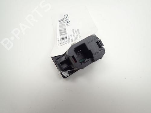 Warning switch FORD FOCUS C-MAX (DM2) 2.0 TDCi | BP37768052I22 - Image 3