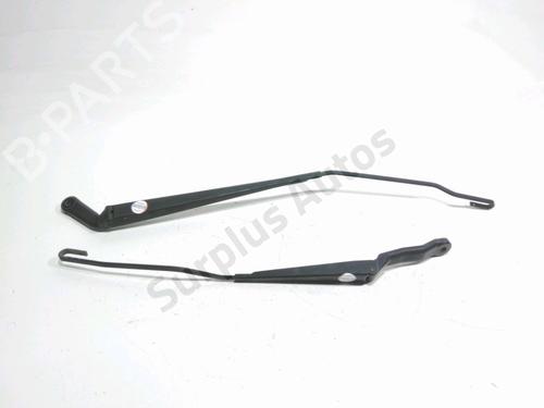 Used Front windshield wiper arm Front windshield wiper arm PEUGEOT 206+ (2L_, 2M_) 1.1 (60 hp) 34617455 34617455