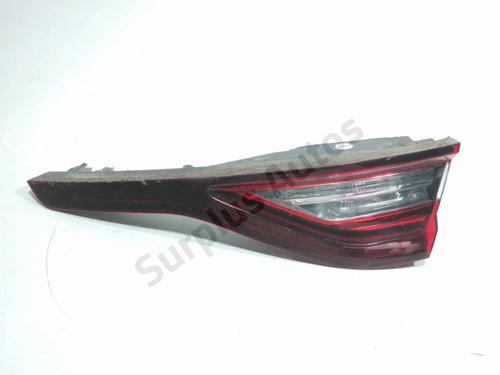 right-tailgate-light-renault-megane-iv-hatchback-b9amn_-2015-36509588 main image