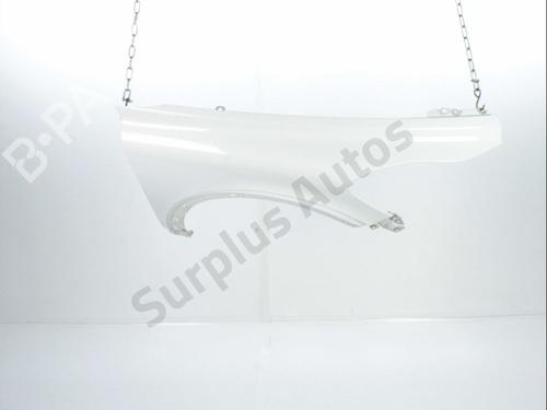Used Right front fenders Right front fenders 37771618 37771618