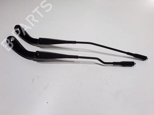 Used Front windshield wiper arm Front windshield wiper arm 37789826 37789826