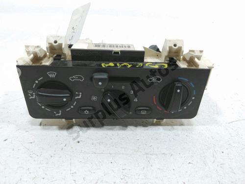 Used Climate control CITROËN C3 I (FC_, FN_) 1.4 i (73 hp) 30988797