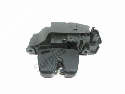 Used Tailgate lock PEUGEOT 308 II (LB_, LP_, LW_, LH_, L3_) 1.6 BlueHDi 120 (120 hp) 29859438