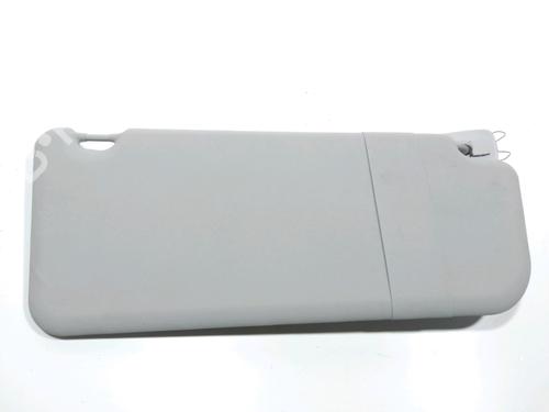 Used Right sun visor Right sun visor 37784745 37784745