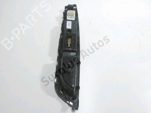 Left front window switch RENAULT KOLEOS II (HC_) 1.6 dCi 130 | BP31986871I27