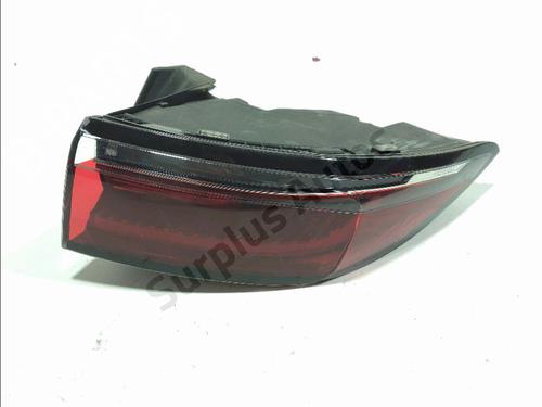 Feu arrière droit RENAULT MEGANE E-TECH SUV EV60 (BNJ1) (218 hp) 32102711