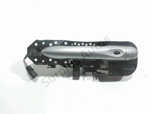 Used Front left exterior door handle RENAULT GRAND SCÉNIC III (JZ0/1_) 1.9 dCi (JZ0J, JZ0N, JZ1K, JZ1S) (131 hp) 30723696