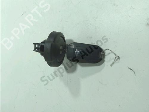 Tankdeckel für PEUGEOT 308 SW II (LC_, LJ_, LR_, LX_, L4_) 1.6 BlueHDi 120 (120 hp) 32379409