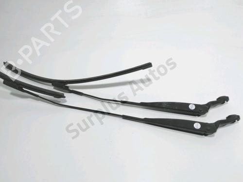 Used Front windshield wiper arm Front windshield wiper arm FIAT 500 (312_) 1.2 (312AXA1A) (69 hp) 35942080 35942080