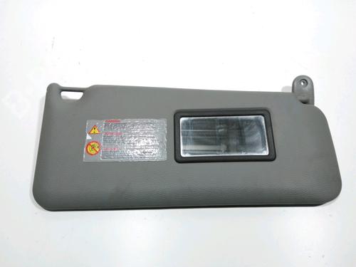 Used Right sun visor Right sun visor 28262919 28262919