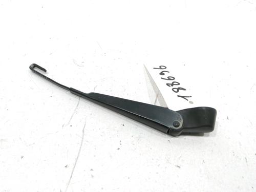 Used Rear windshield wiper arm Rear windshield wiper arm 37789565 37789565