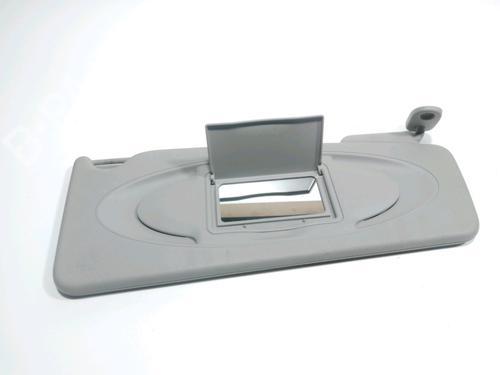 Used Right sun visor Right sun visor 37784590 37784590