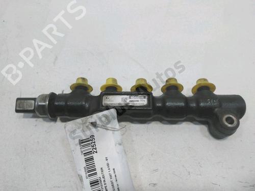 Used Injection rail PEUGEOT 1007 (KM_) 1.4 HDi (68 hp) 30985146