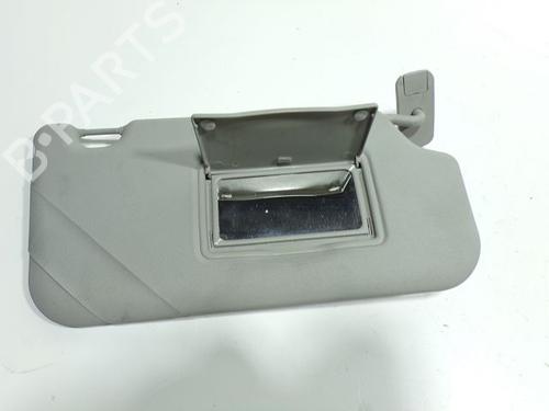 Used Right sun visor Right sun visor 37784500 37784500