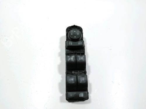 Used Mirror switch RENAULT MEGANE III Hatchback (BZ0/1_, B3_) 1.5 dCi (BZ09, BZ0D, BZ1W, BZ29, BZ14) (110 hp) 28239031