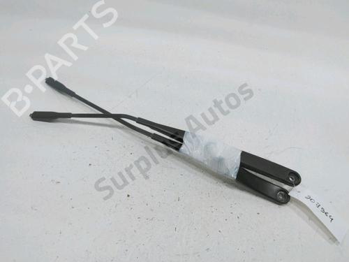 Used Front windshield wiper arm AUDI TT (8J3) 2.0 TTS quattro (272 hp) 31007870