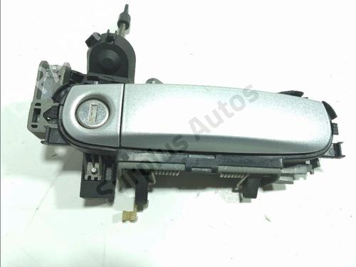 Used Front left exterior door handle Front left exterior door handle 37774711 37774711