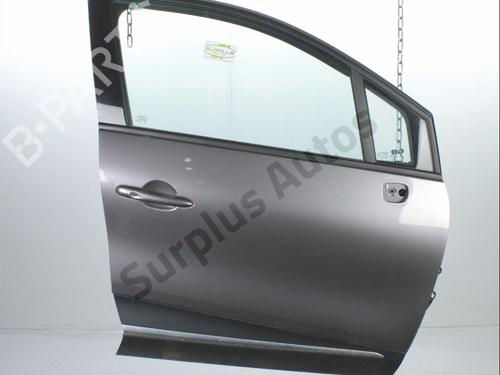 Used Right front door Right front door RENAULT CAPTUR I (J5_, H5_) 1.2 TCe 120 (118 hp) 35773735 35773735