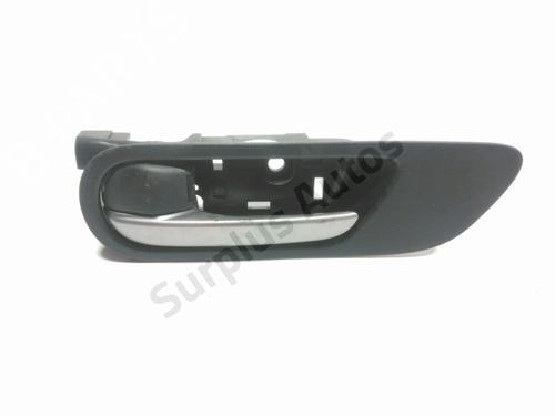 Used Front left interior door handle Front left interior door handle MAZDA 3 (BL) 2.0 MZR (BLEFW) (150 hp) 28243279 28243279