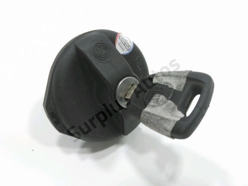 Used Fuel cap FIAT DOBLO Box Body/MPV (223_) 1.9 JTD (105 hp) 31868083