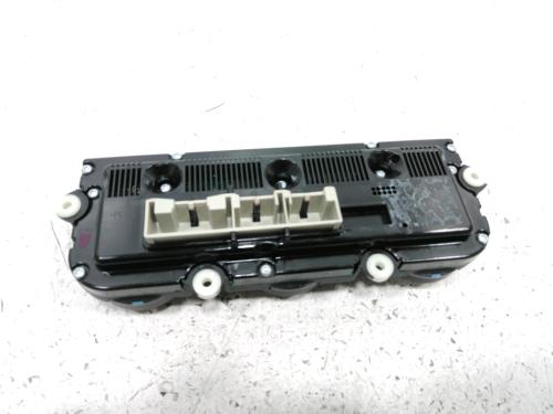 Climate control VW EOS (1F7, 1F8) 2.0 TDI | BP37767040I5 - Image 2