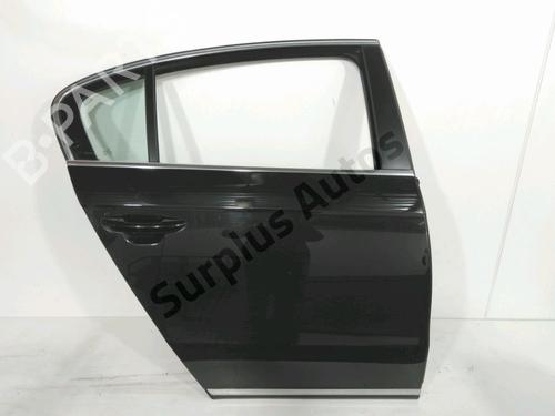 Used Right rear door VW PASSAT B7 (362) 2.0 TDI (140 hp) 31000164