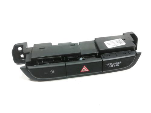 Warning switch KIA PROCEED (CD) 1.6 T-GDI GT 93315J7030WK |