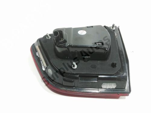 Left tailgate light RENAULT KADJAR (HA_, HL_) 1.7 Blue dCi 150 (HLA7) | BP32040985C79