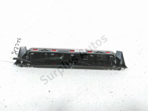 Third brake light PEUGEOT 807 (EB_) 2.2 HDi | BP31007141L11 - Image 2