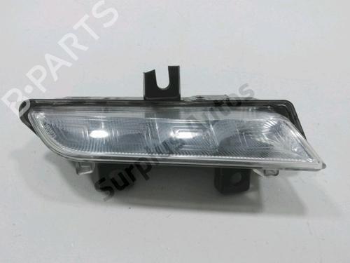 Used Left daytime light RENAULT CAPTUR I (J5_, H5_) 0.9 TCe 90 (90 hp) 31005595