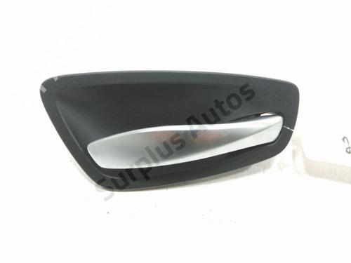 Poignée intérieure avant droite BMW 1 (E87) 116 i (122 hp) 30996185