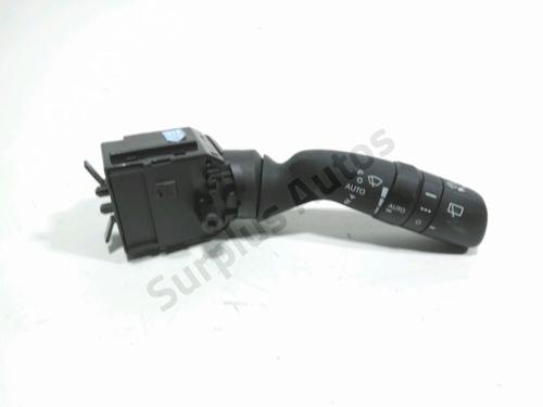 Used Switch TOYOTA COROLLA Hatchback (_E21_, _EA1_, _EH1_) 1.8 Hybrid (ZWE211, ZWE219) (122 hp) 31207566