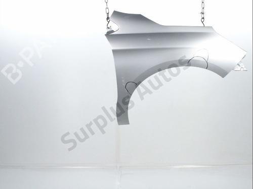 Used Right front fenders Right front fenders 37771671 37771671