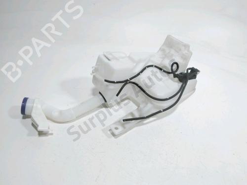 Used Windscreen washer tank Windscreen washer tank 37791338 37791338