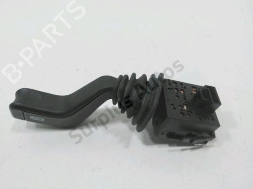 Switch OPEL MERIVA A MPV (X03) 1.6 (E75) | BP33281279I30 - Image 2